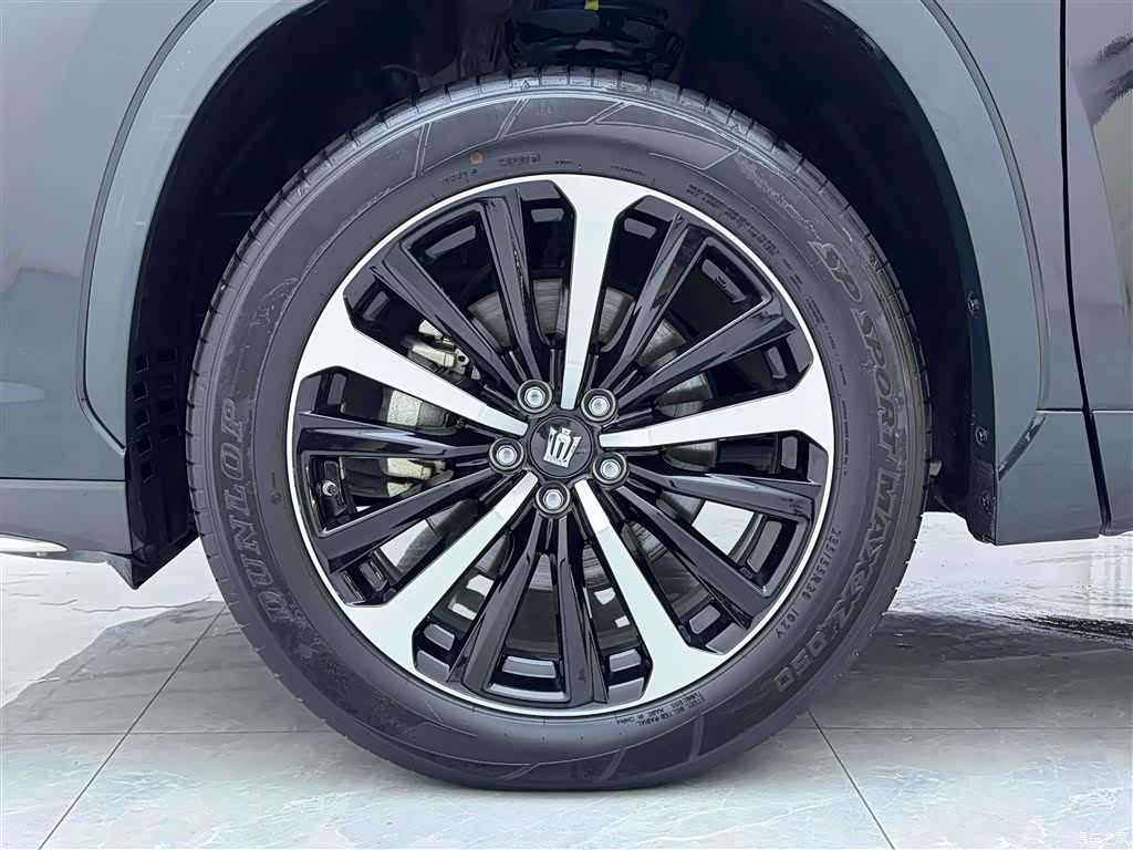 Toyota Crown, 2023 9