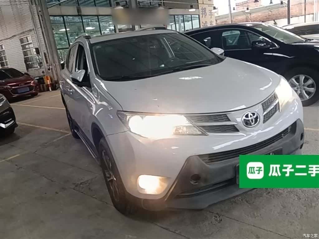 Toyota RAV4, 2016 4