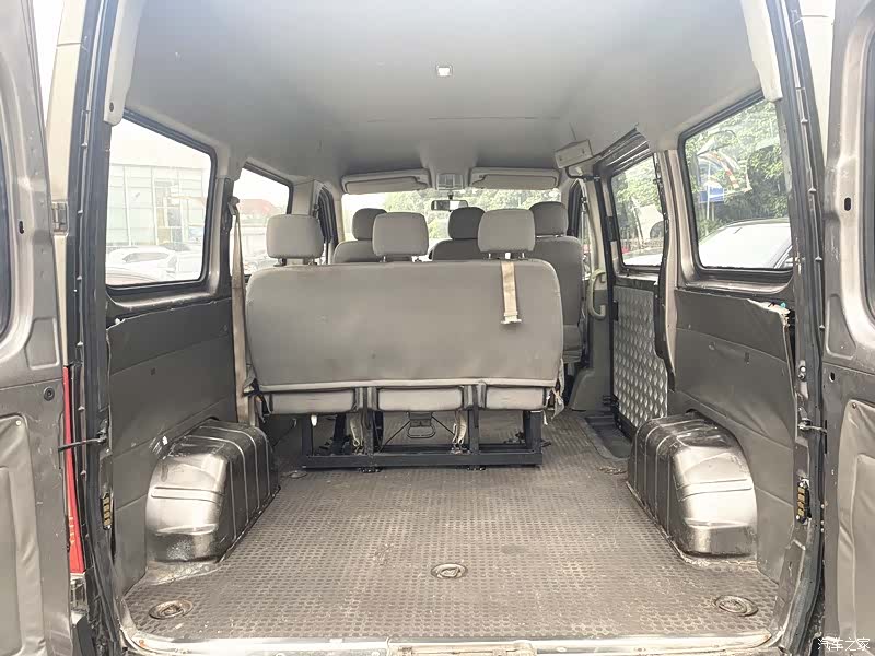 Maxus V80, 2017 13