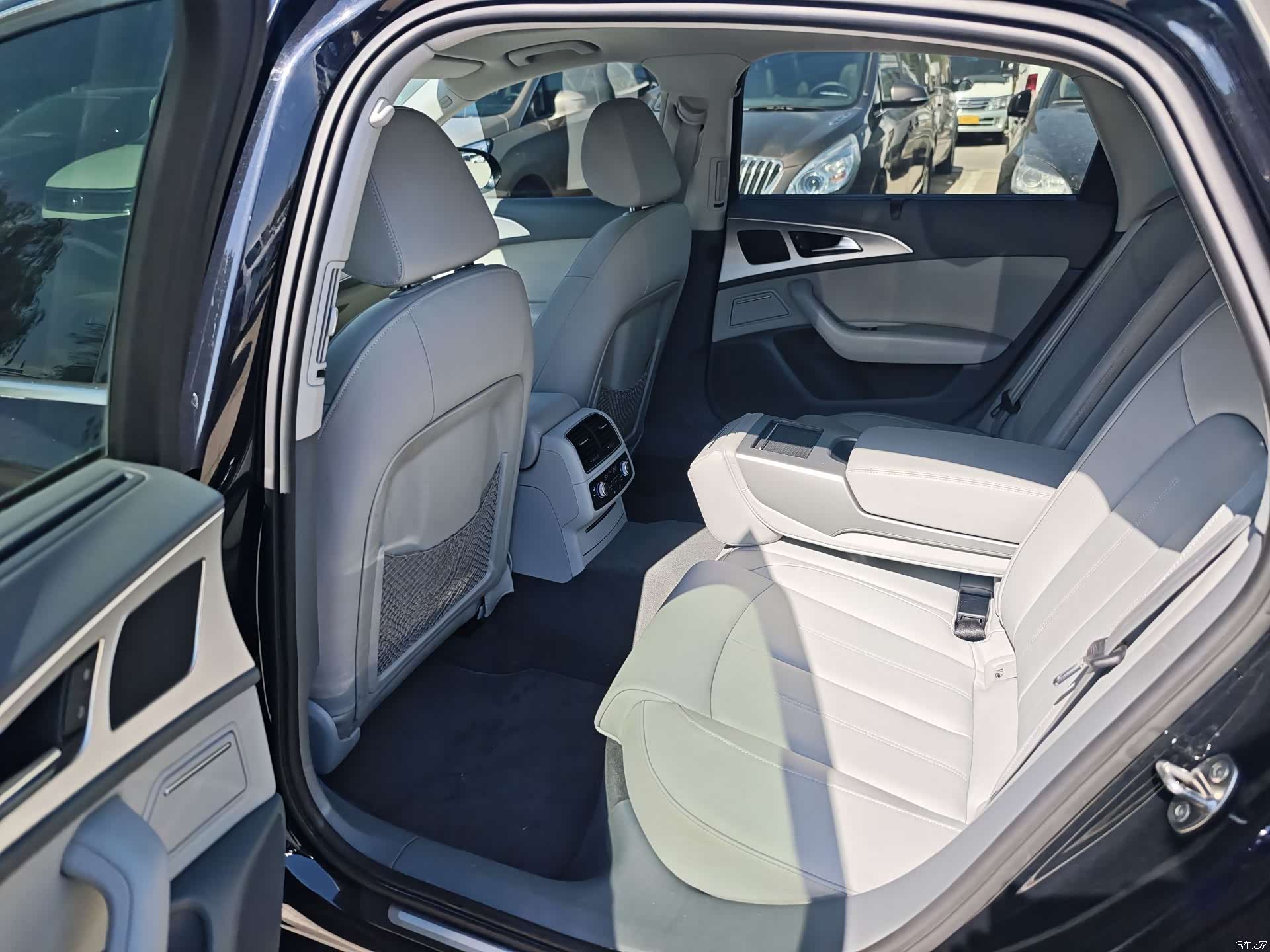 Audi A6L, 2015 8