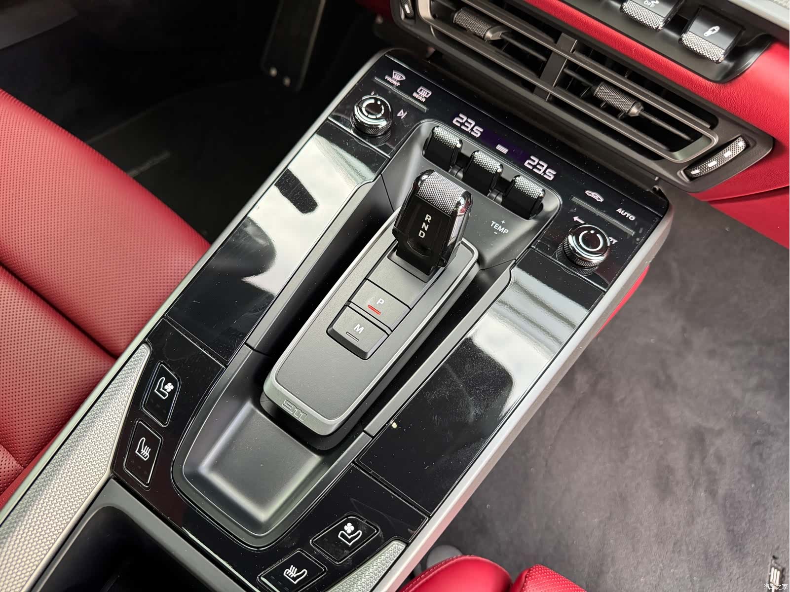 Porsche 911, 2022 18