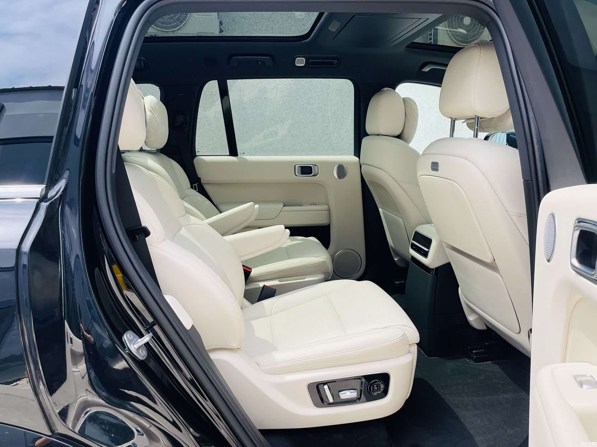 Li Auto L9, 2023 16