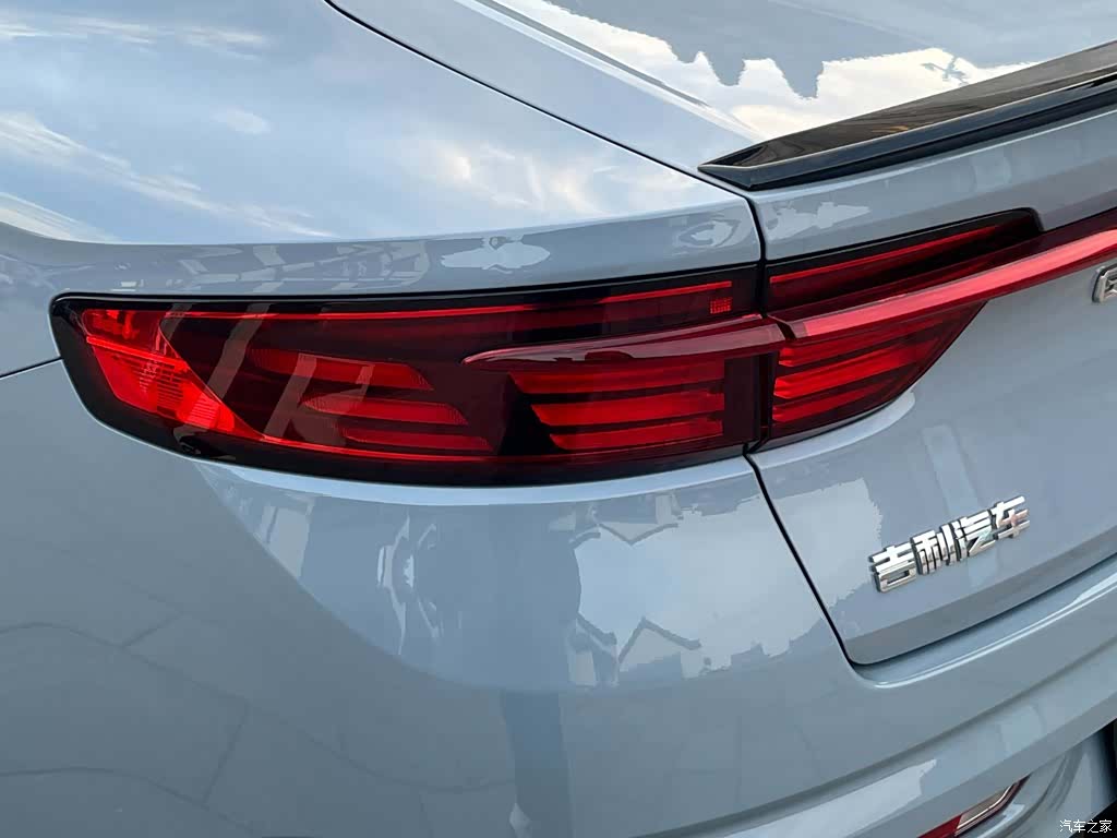 Geely Preface, 2023 8