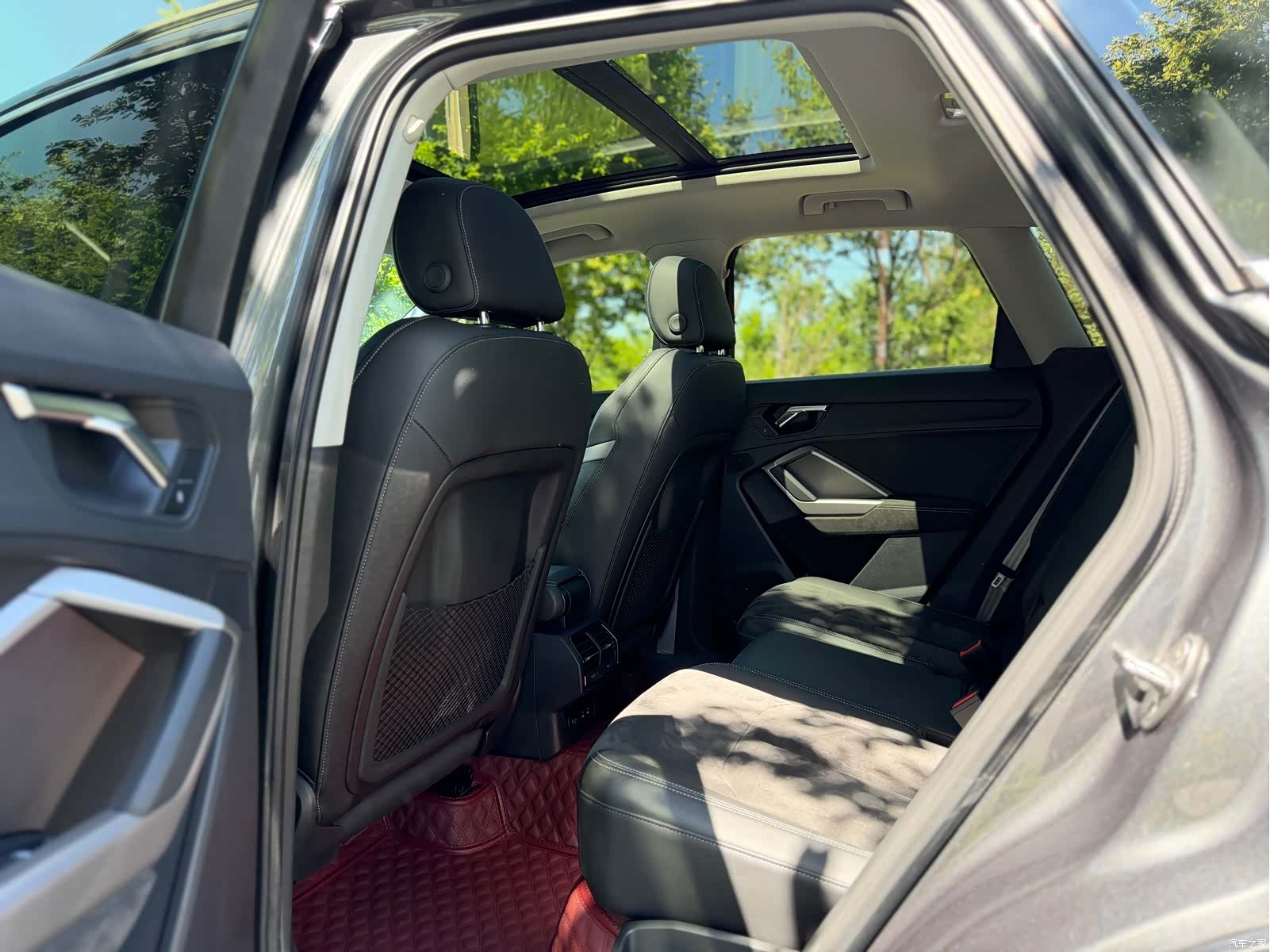 Audi Q3, 2022 6