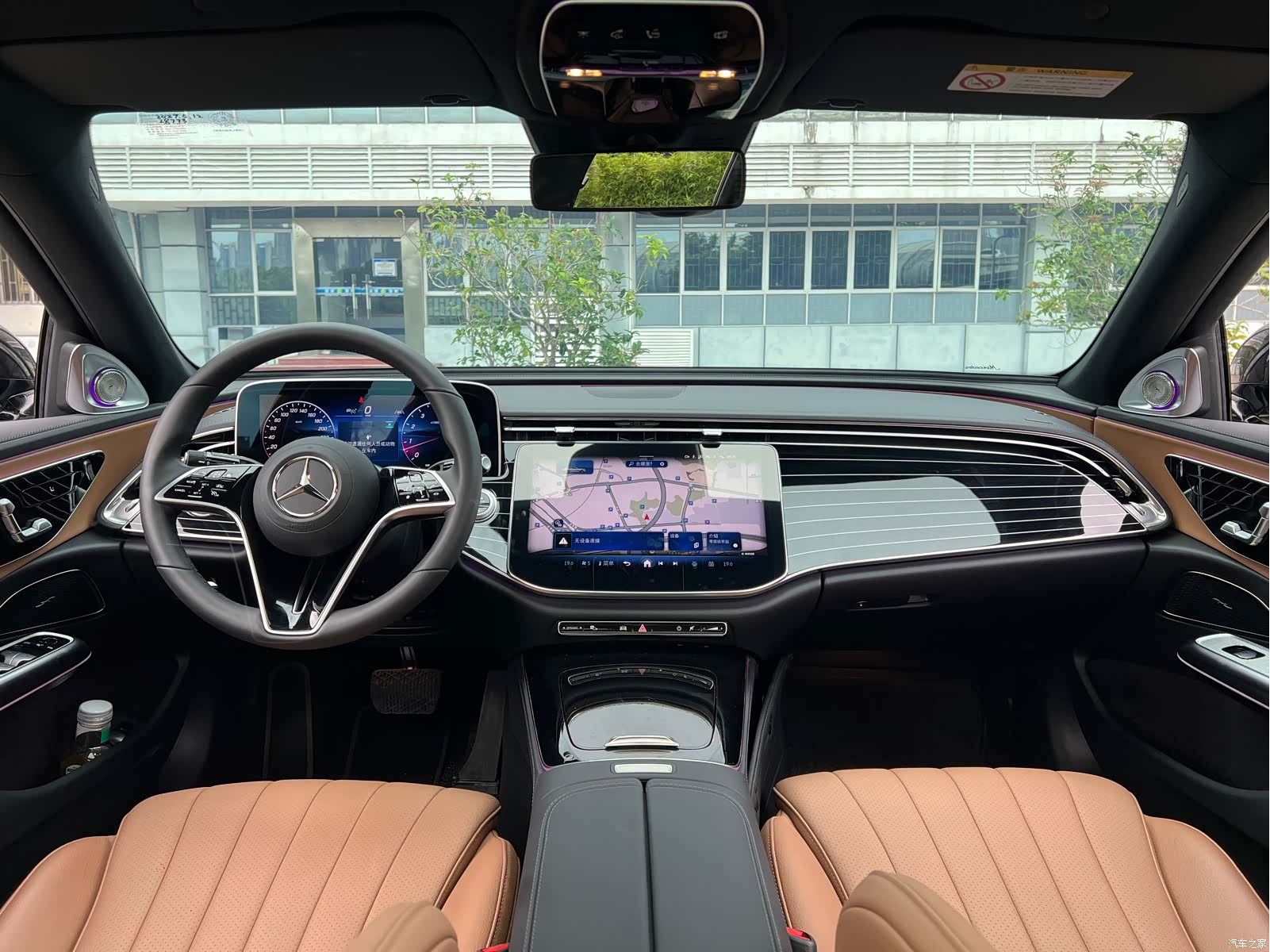 Mercedes-Benz E-Class, 2025 21