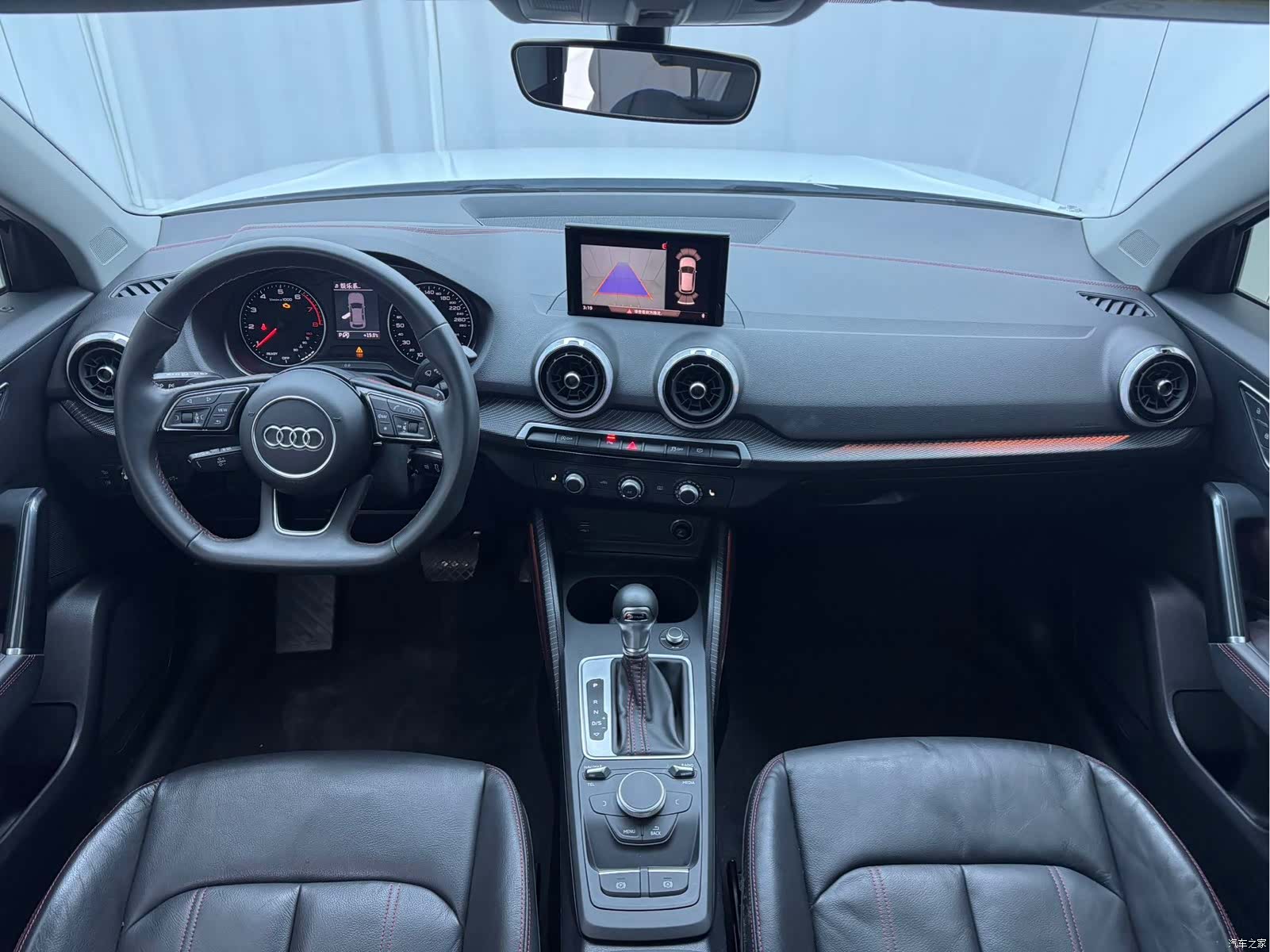 Audi Q2L, 2022 14