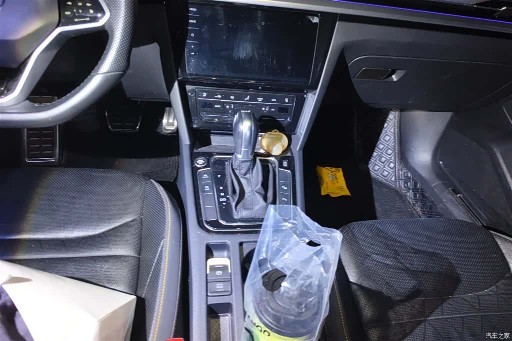 Volkswagen CC, 2024 16