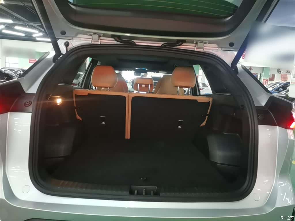 Geely Galaxy L7, 2025 19