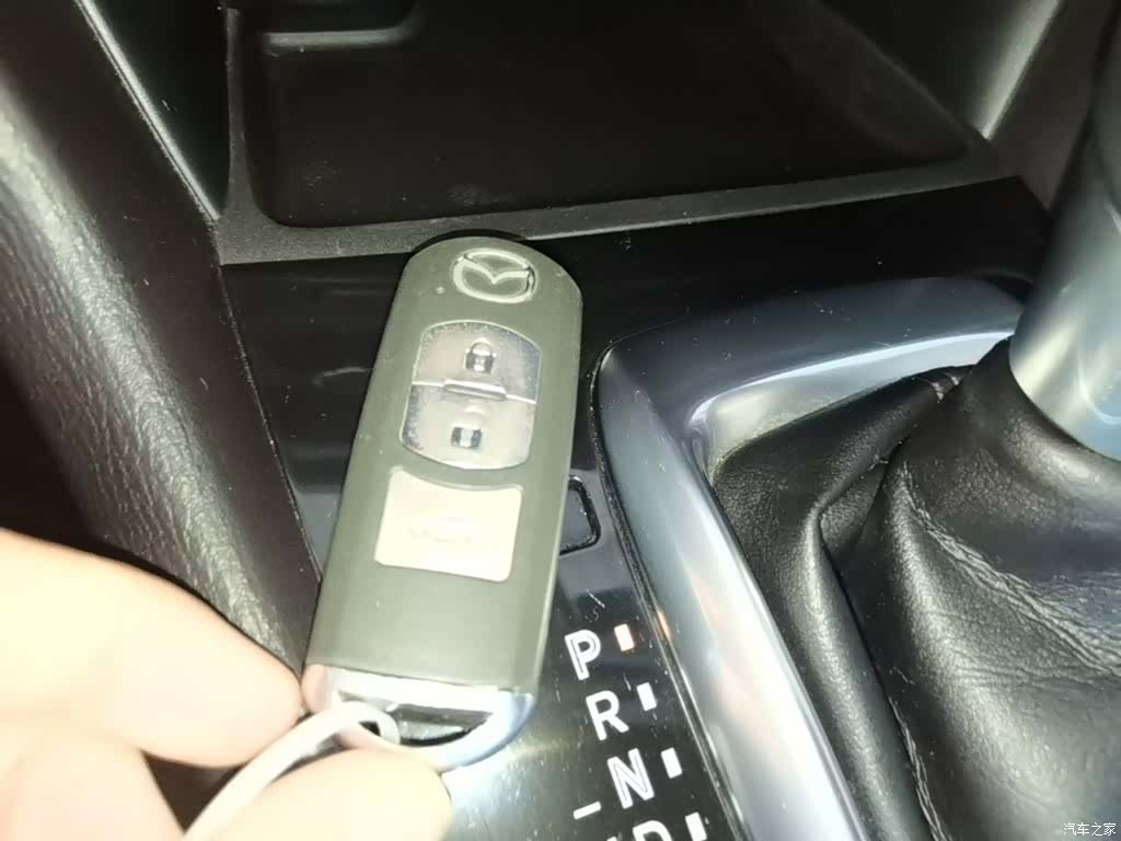 Mazda Atenza, 2016 9