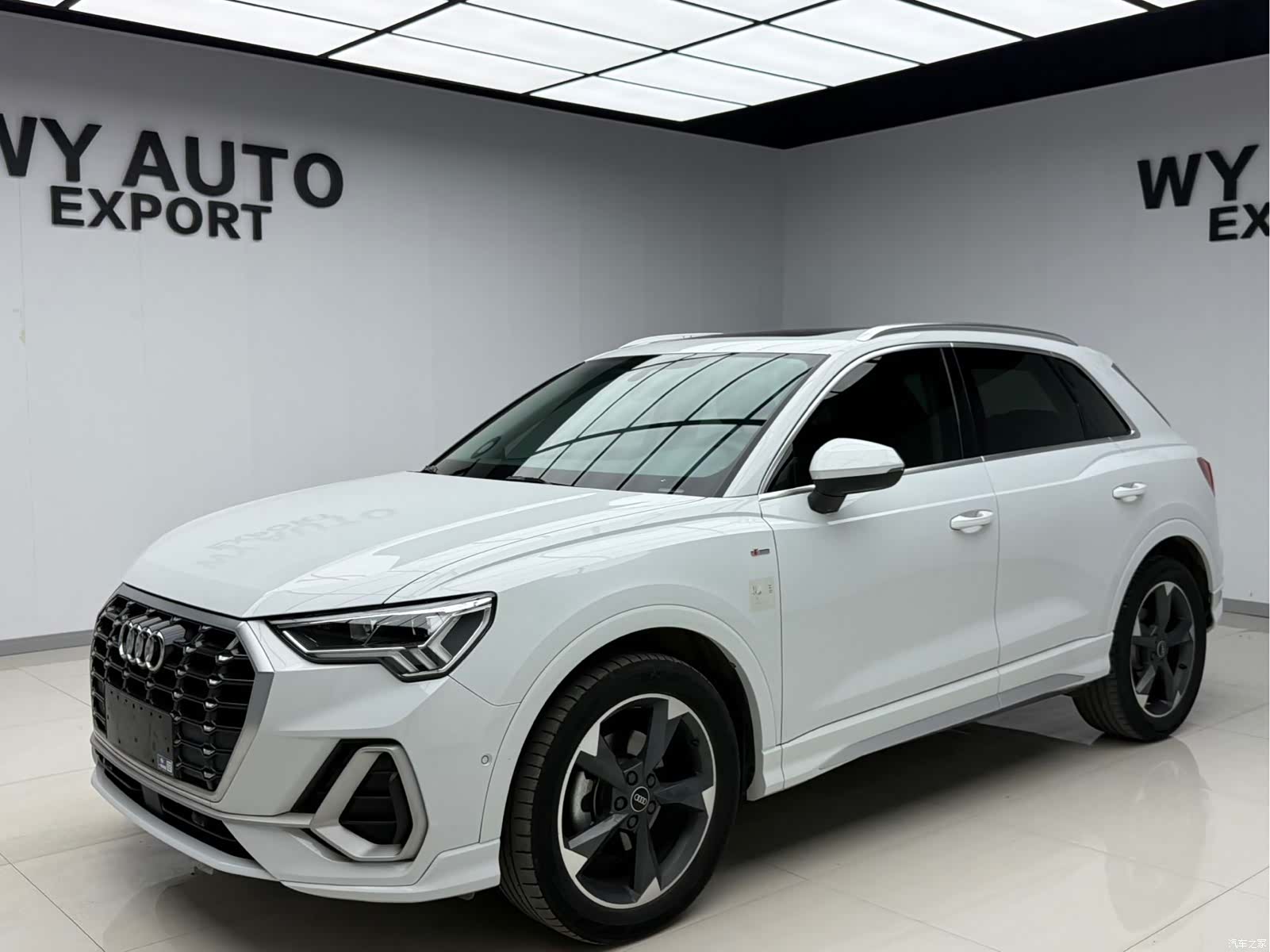 Audi Q3, 2021 1