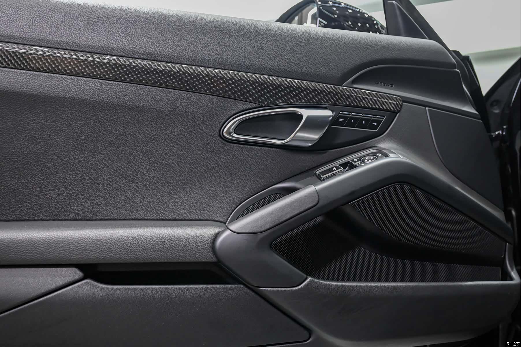 Porsche Cayman, 2019 15