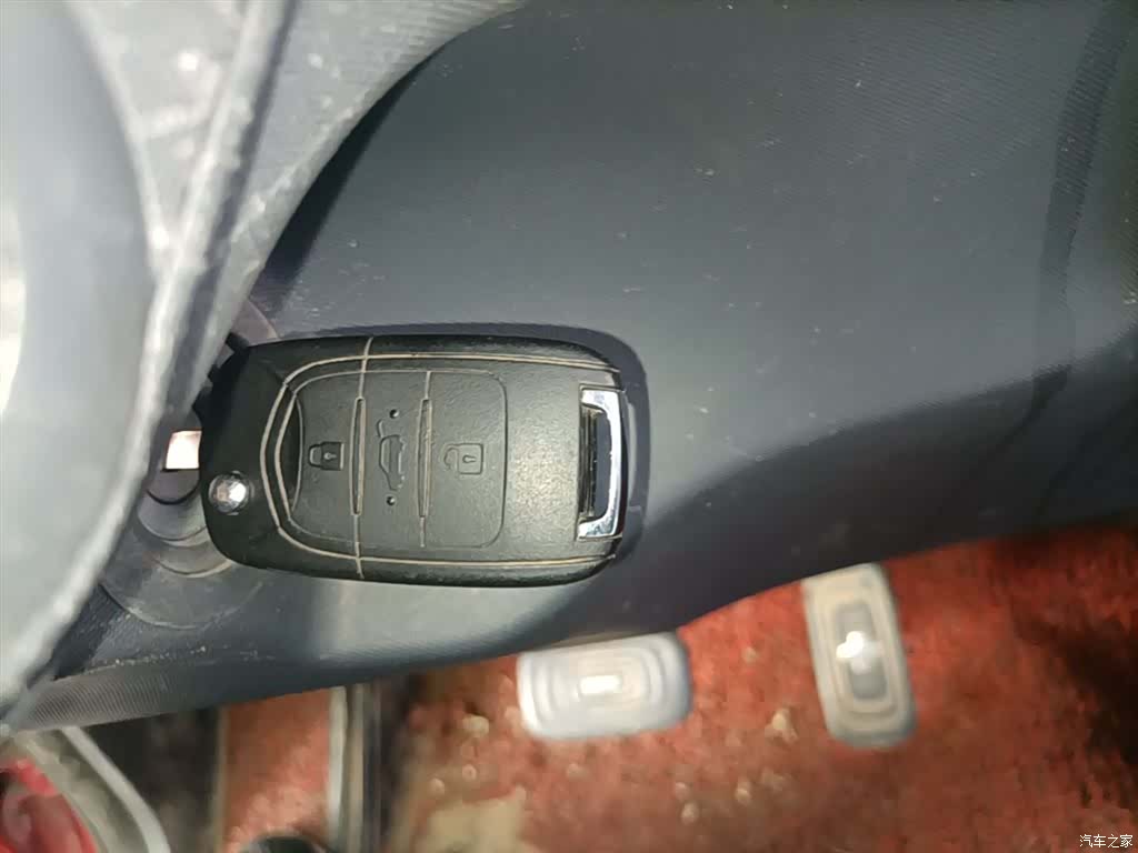 Wuling E200, 2019 9