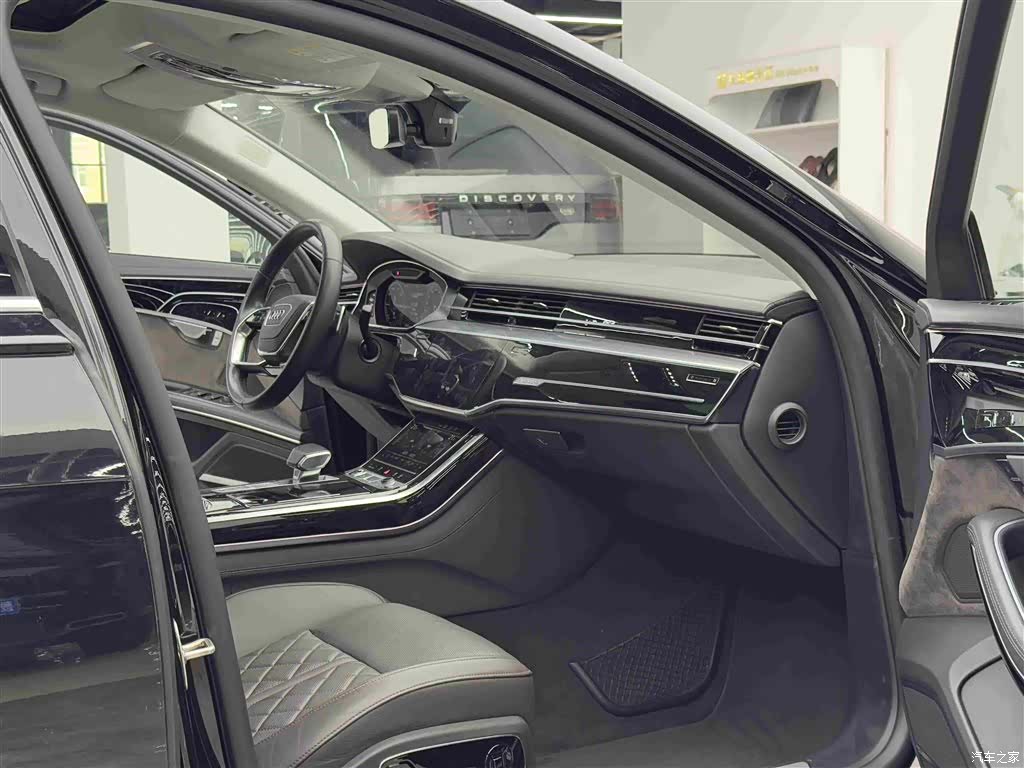 Audi A8L, 2022 10