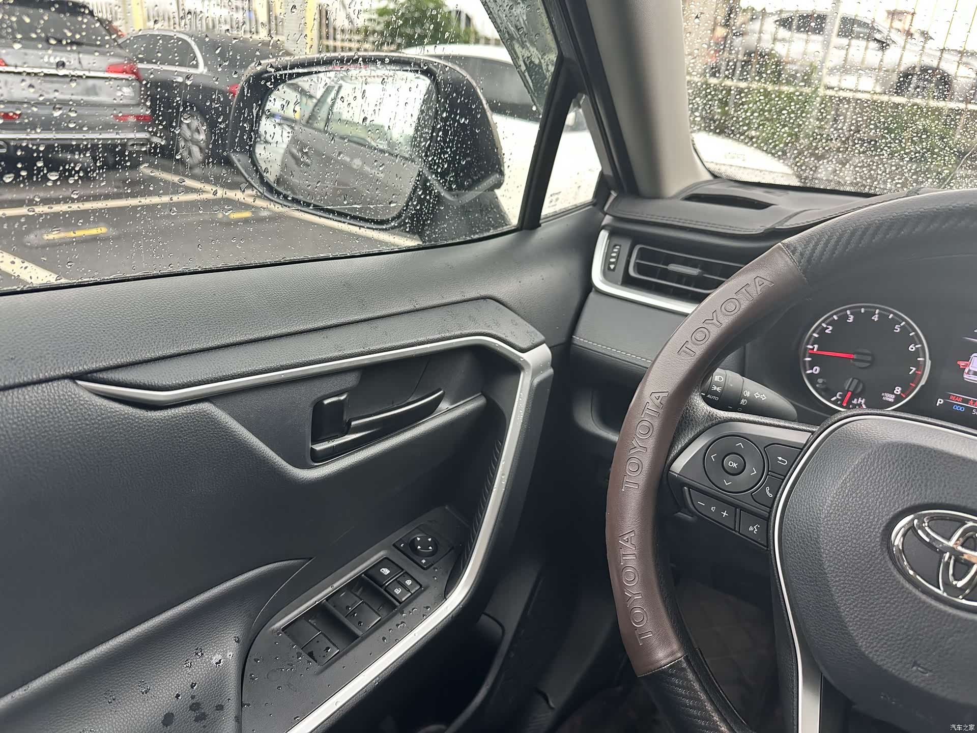 Toyota RAV4, 2024 16