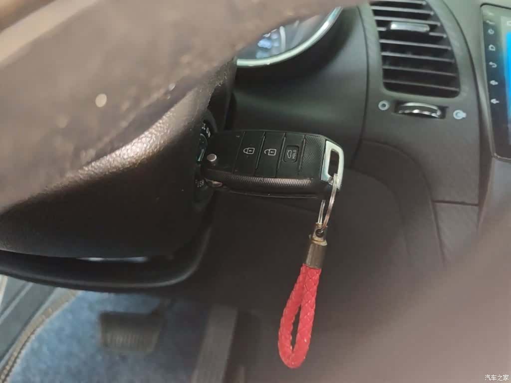 Kia K3, 2015 9
