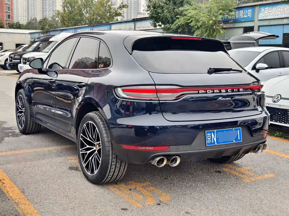 Porsche Macan