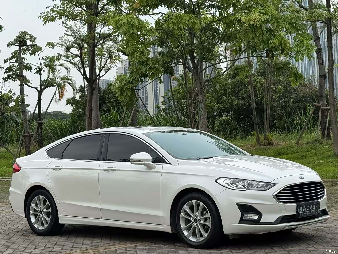 Ford Mondeo, 2021 3