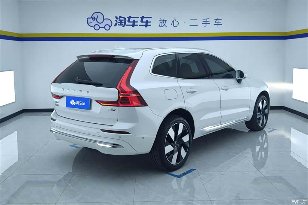 Volvo XC60, 2024 3