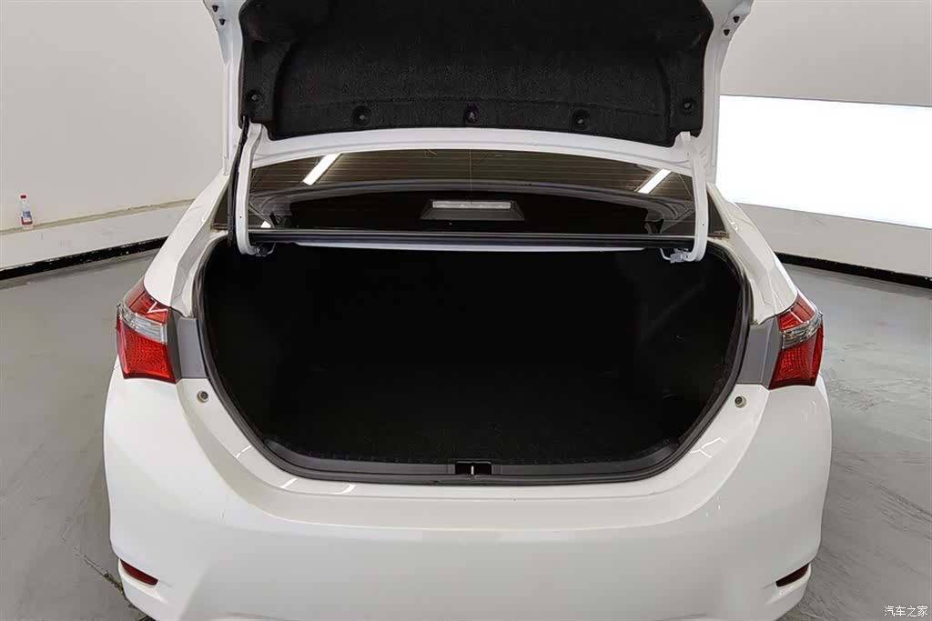 Toyota Corolla, 2018 4