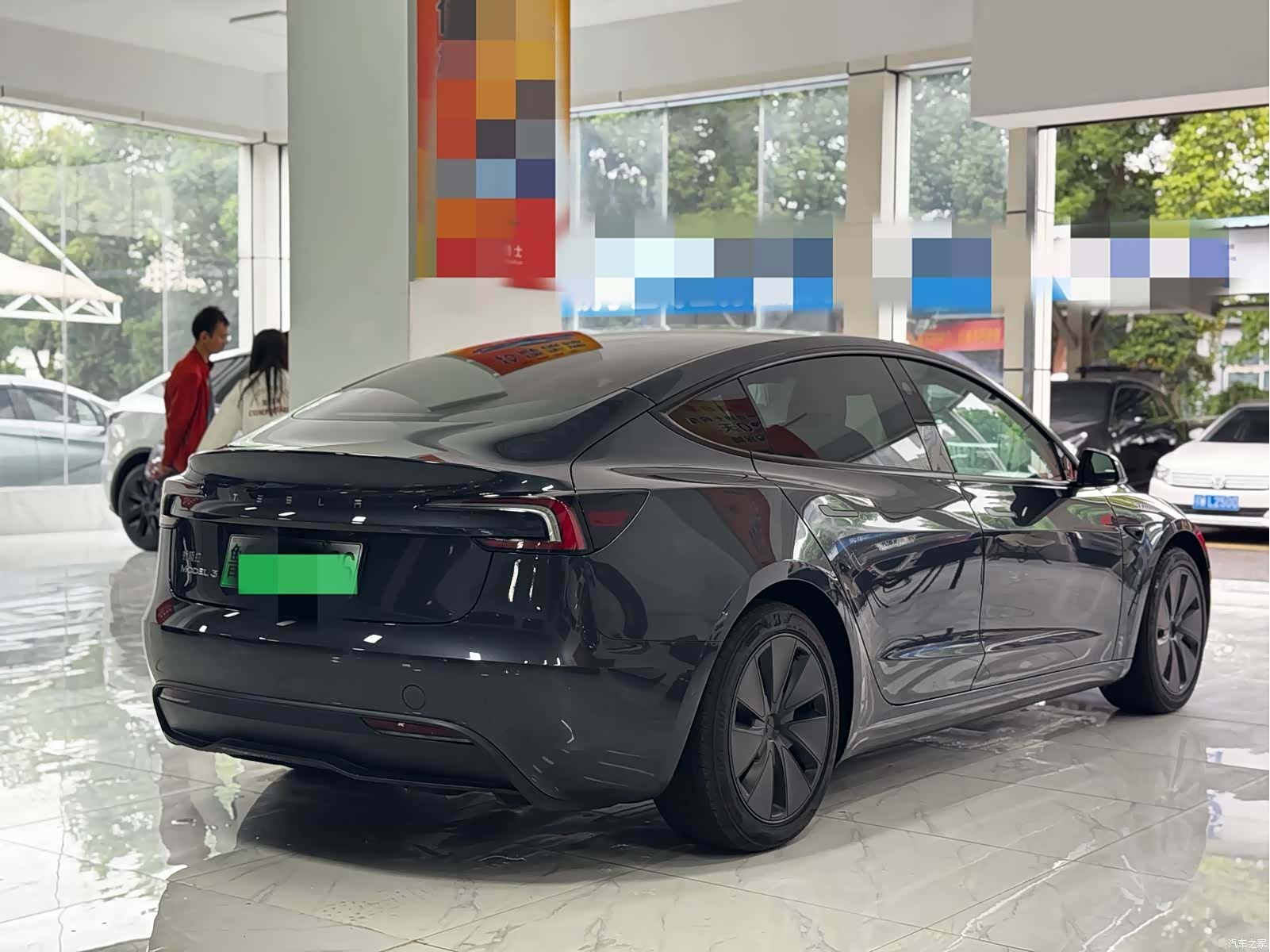 Tesla Model 3, 2025 12