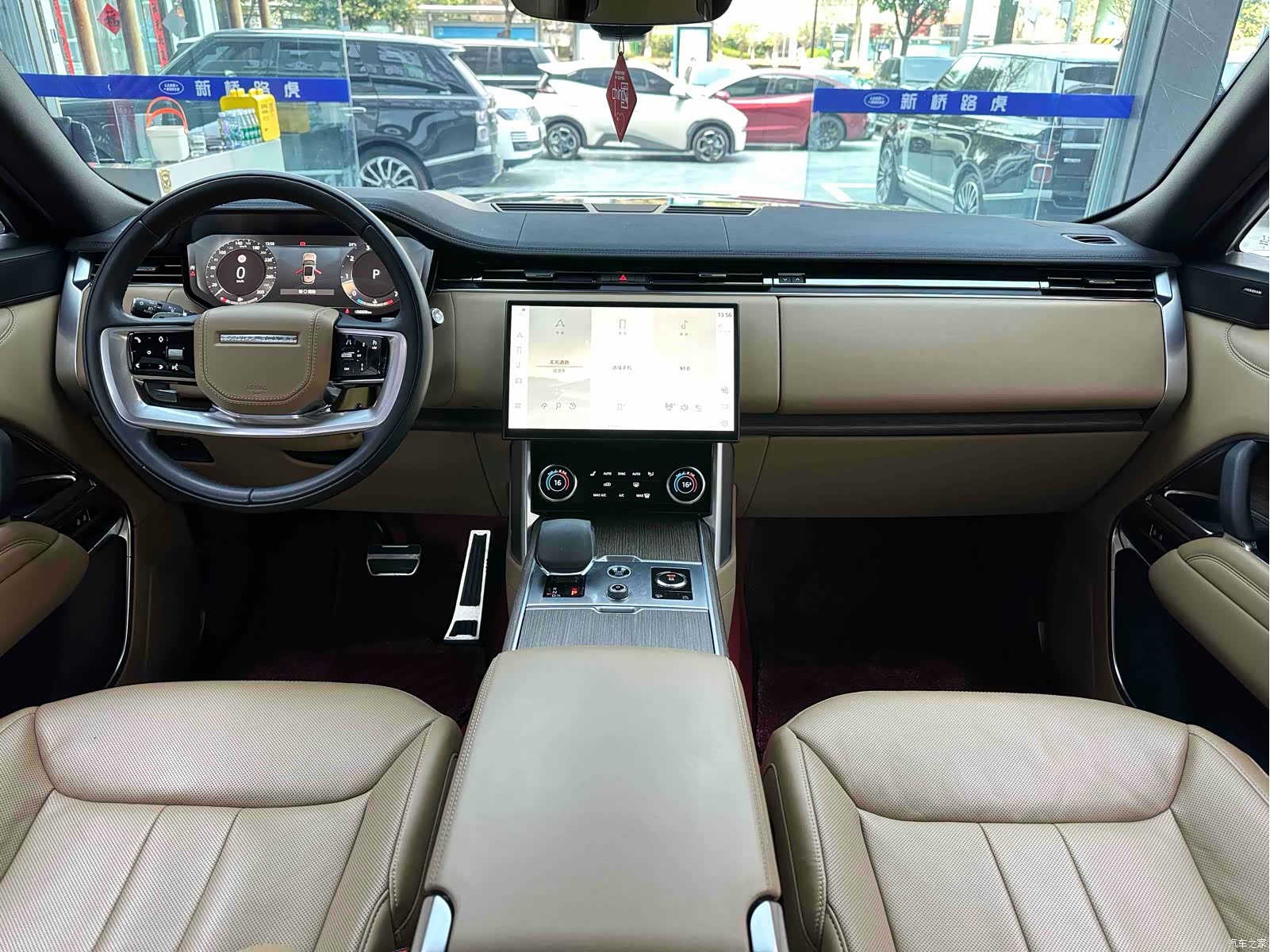 Land Rover Range Rover, 2023 все фото