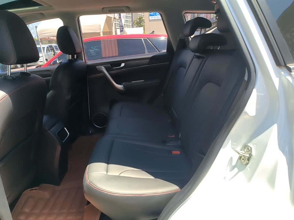 Haval M6, 2017 17
