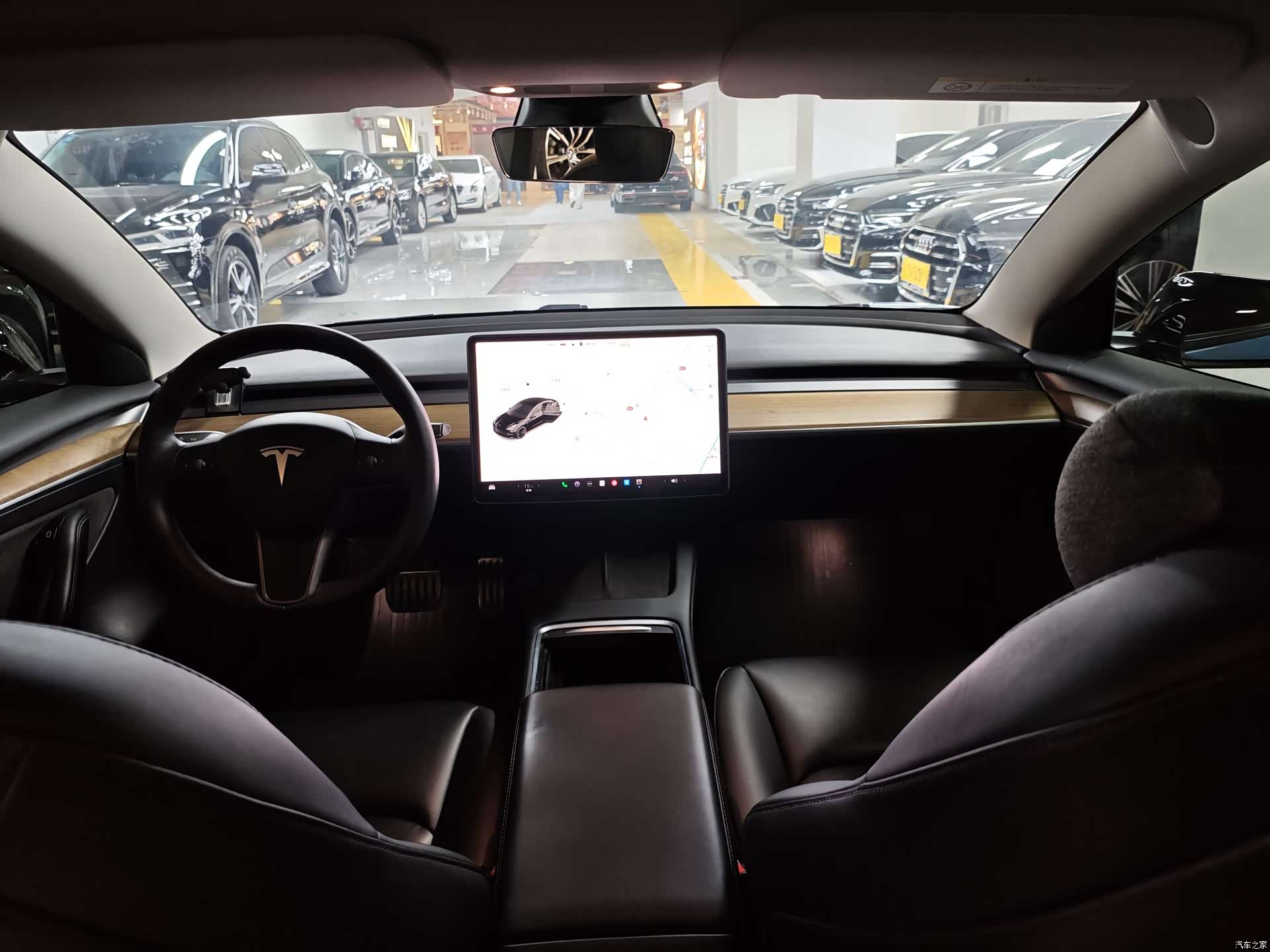 Tesla Model 3, 2022 4