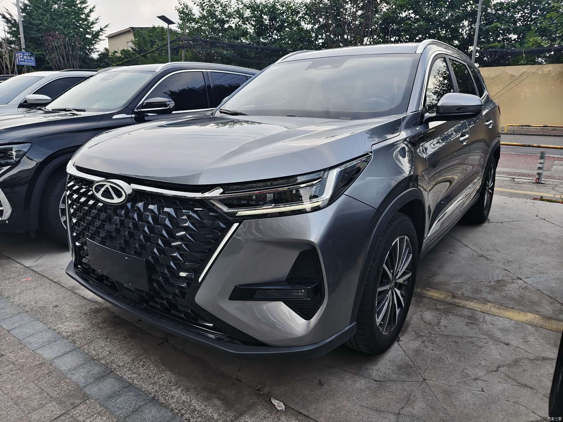 Chery Tiggo 8