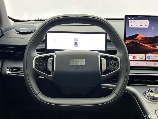 Geely Galaxy E5, 2025 11