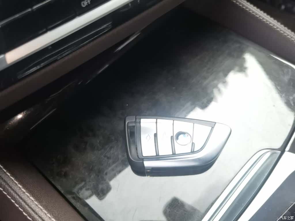BMW 5 Series, 2022 9