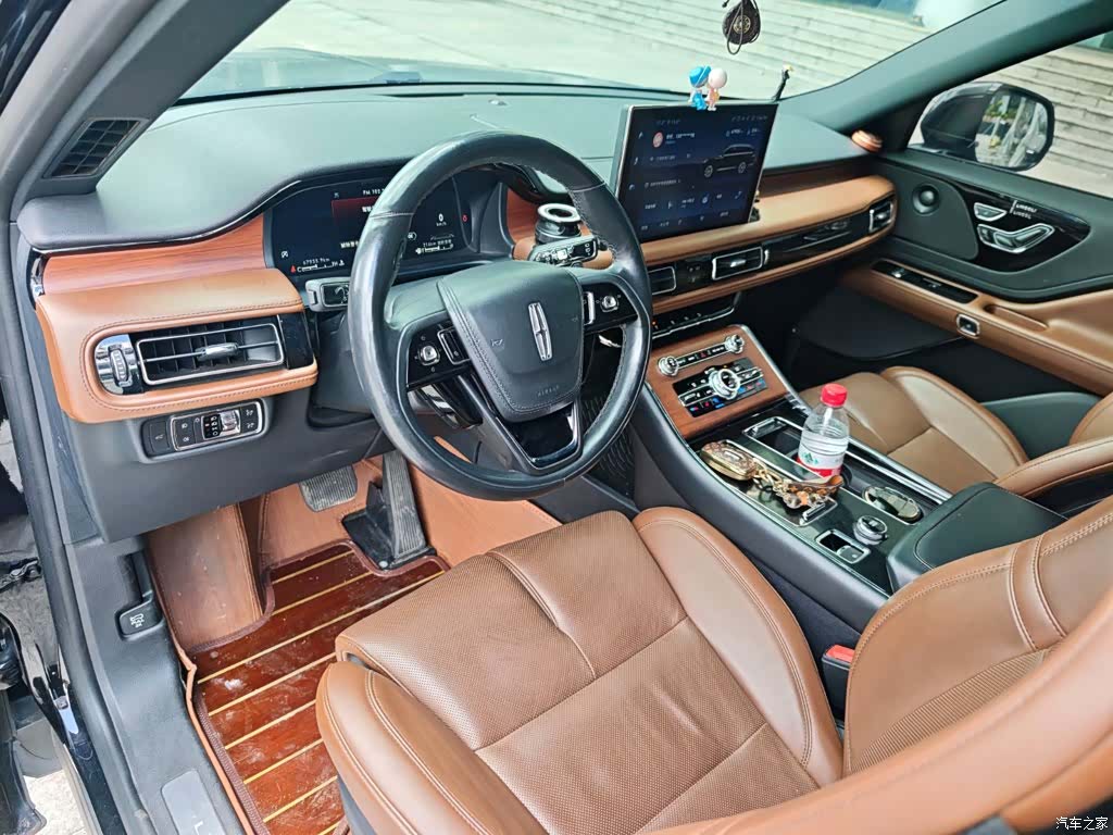 Lincoln Aviator, 2021 6