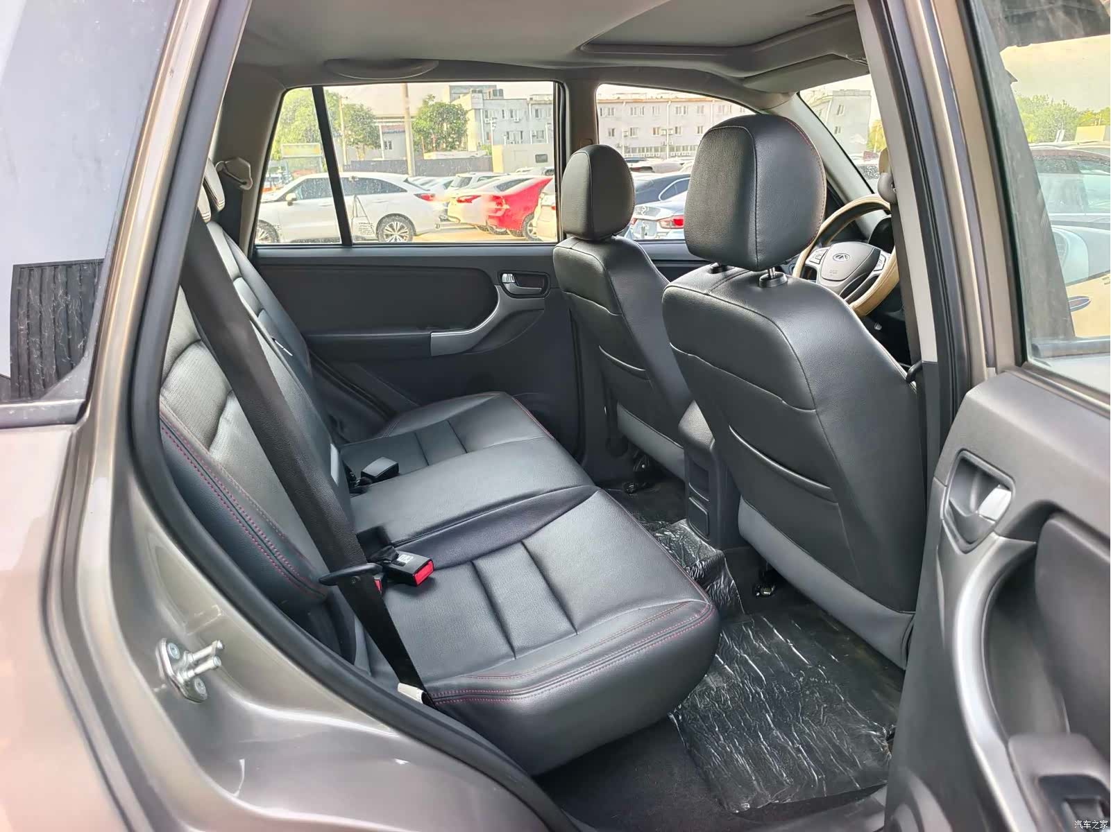 Chery 3, 2015 14