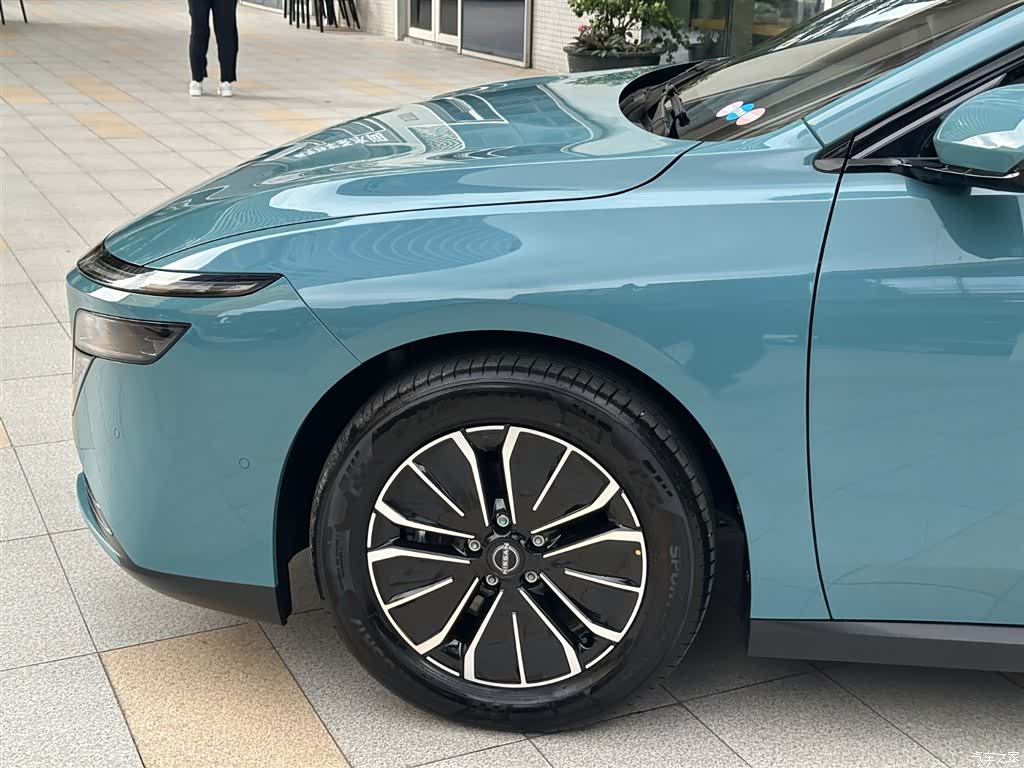 Nissan N6, 2026 все фото