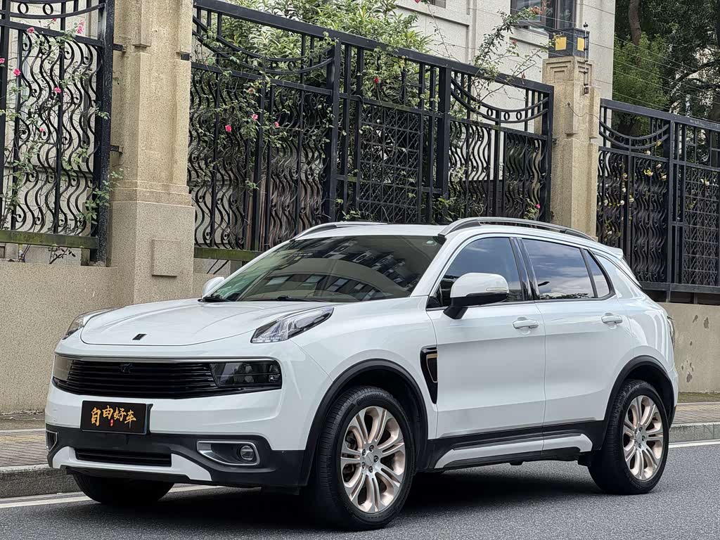 Lynk & Co 01 2019 2.0T Pro VI