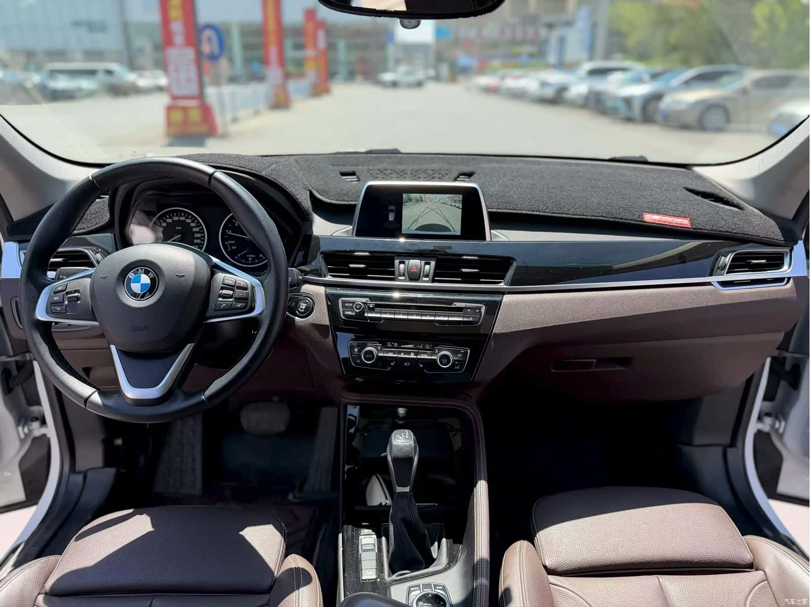 BMW X1, 2017 все фото