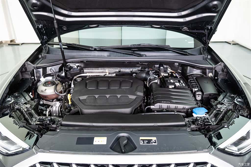 Audi Q3, 2024 8