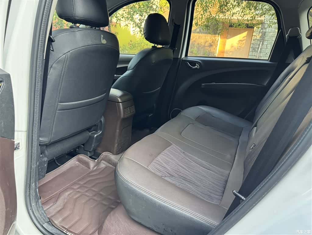 DongFeng X3, 2017 13