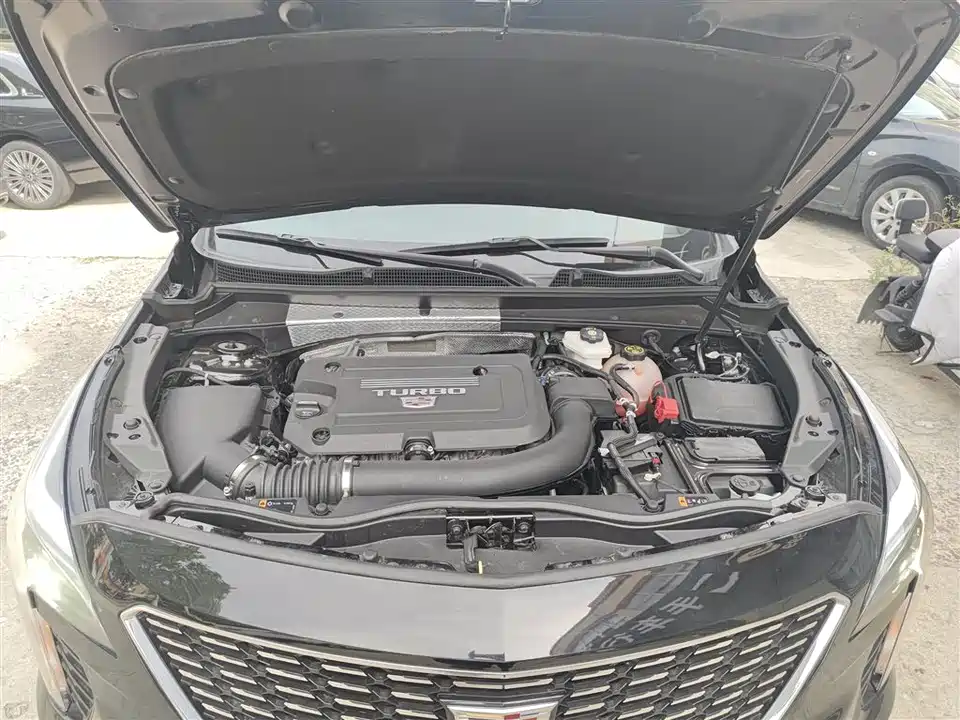Cadillac XT4