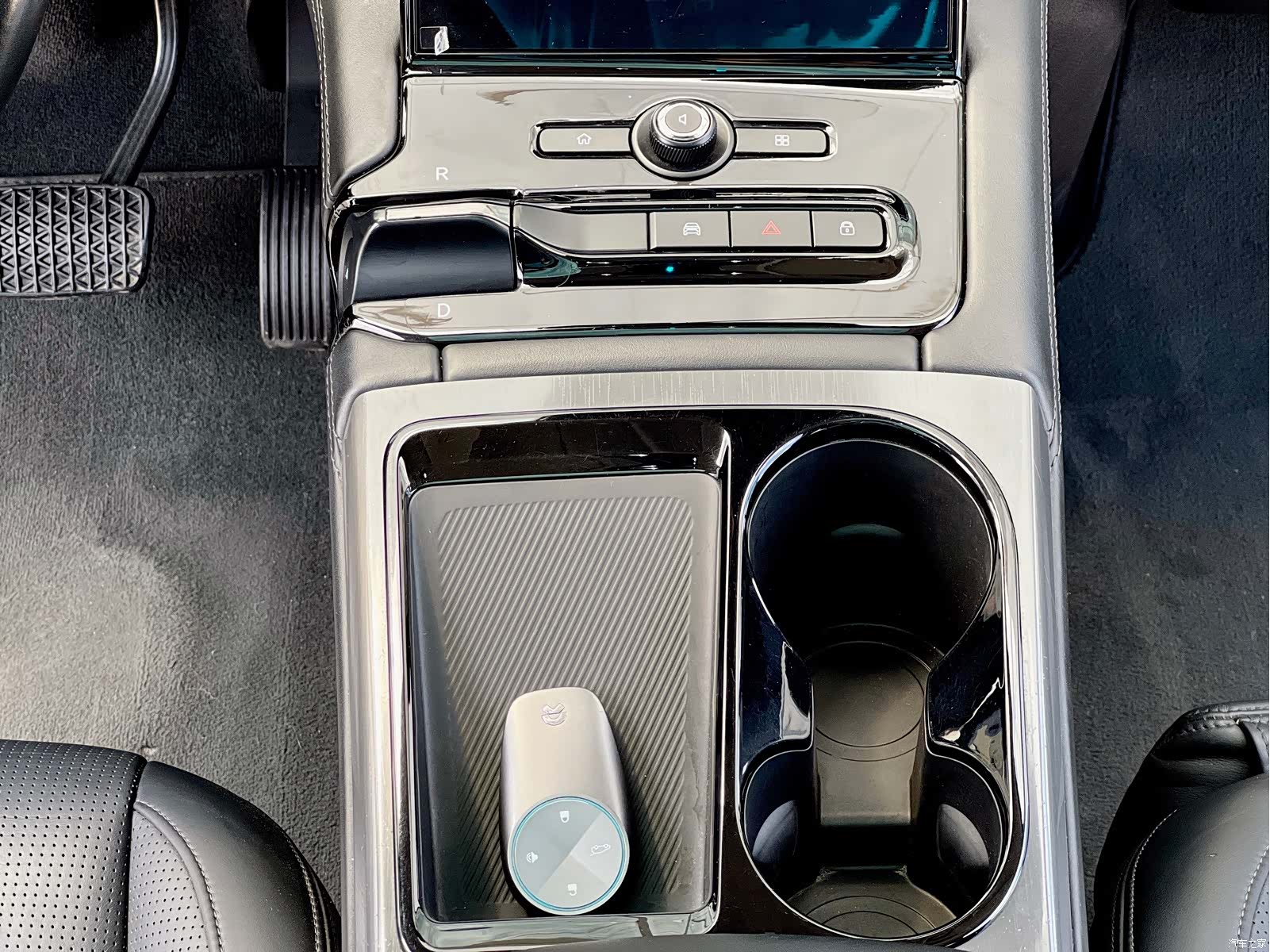 NIO ES8, 2018 14