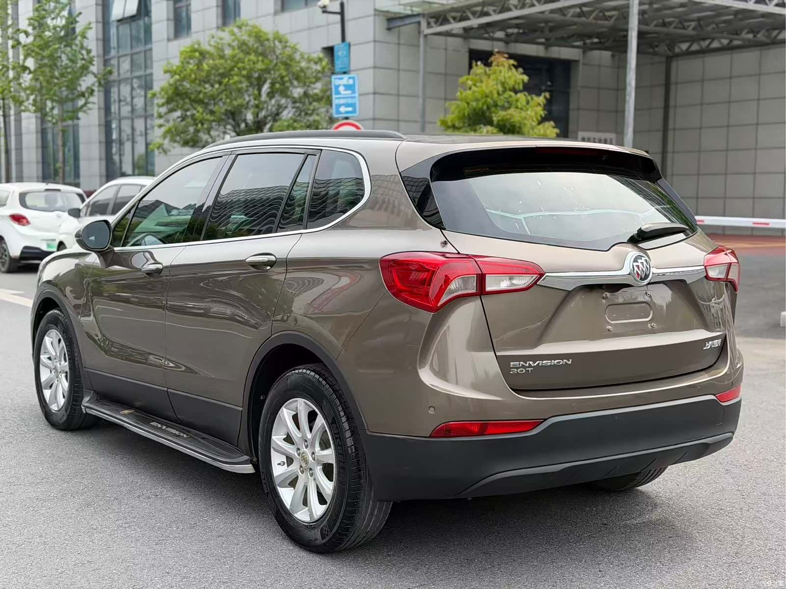 Buick Envision Plus, 2018 11