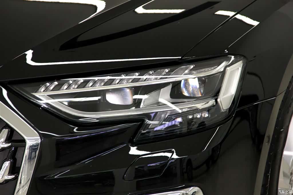 Audi A8L, 2023 28