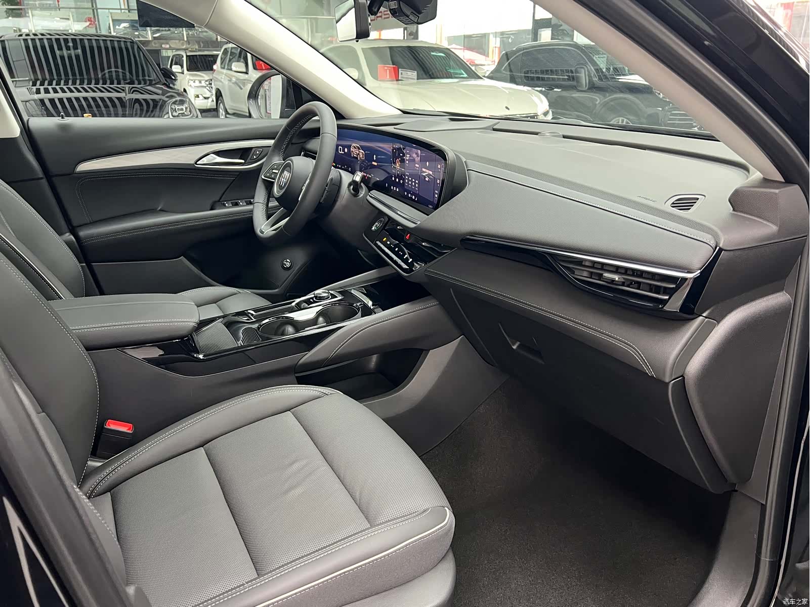 Buick Envision Plus, 2025 24