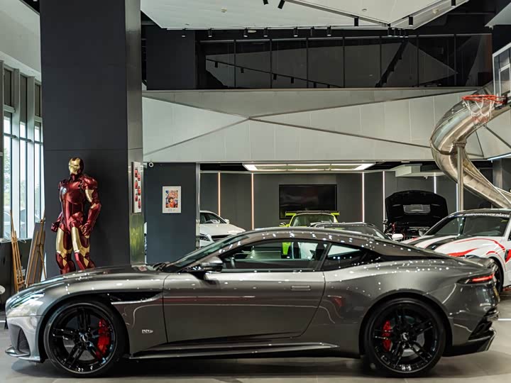 Aston Martin DBS 2019 DBS Superleggera V12 Coupe