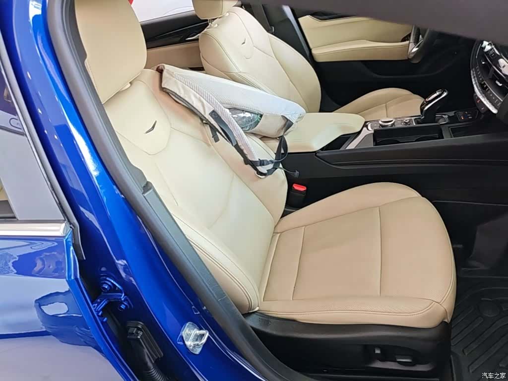Cadillac CT5, 2021 25