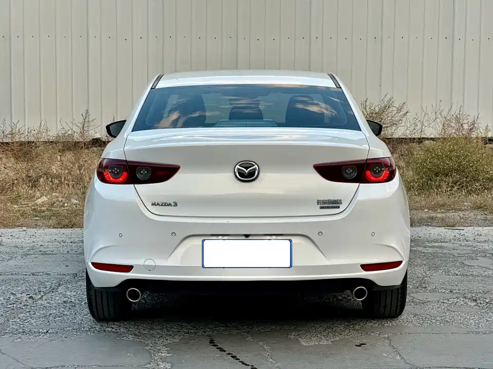Mazda 3 Angkesaila