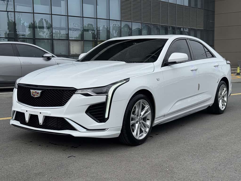 Cadillac CT4