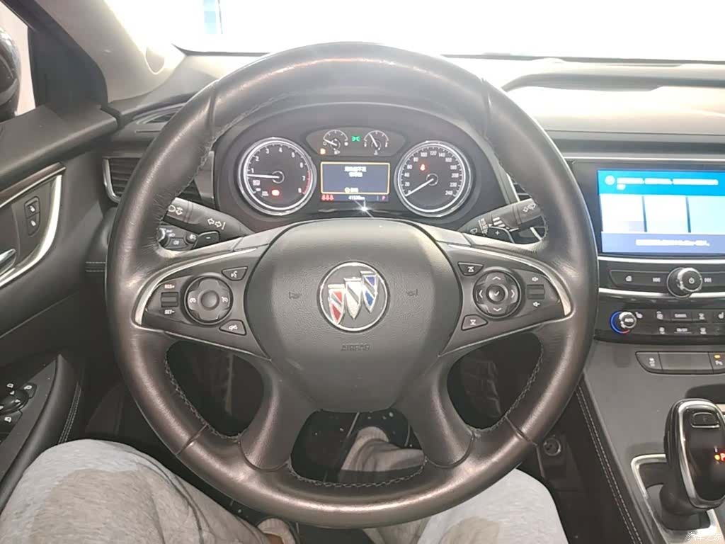 Buick LaCrosse, 2022 11
