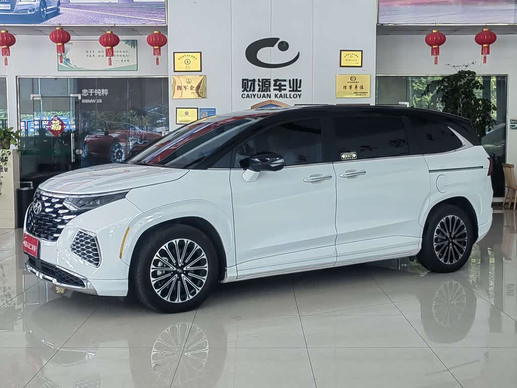 Hyundai Custo