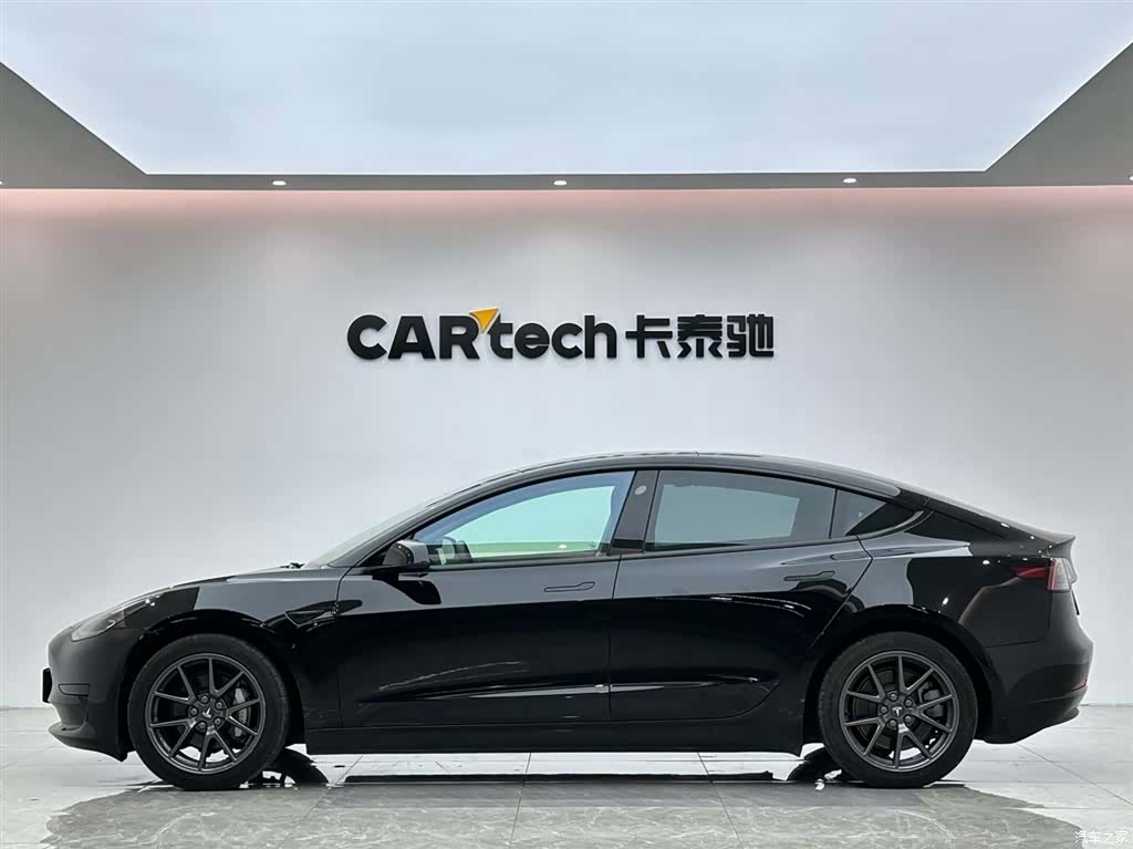 Tesla Model 3, 2021 2