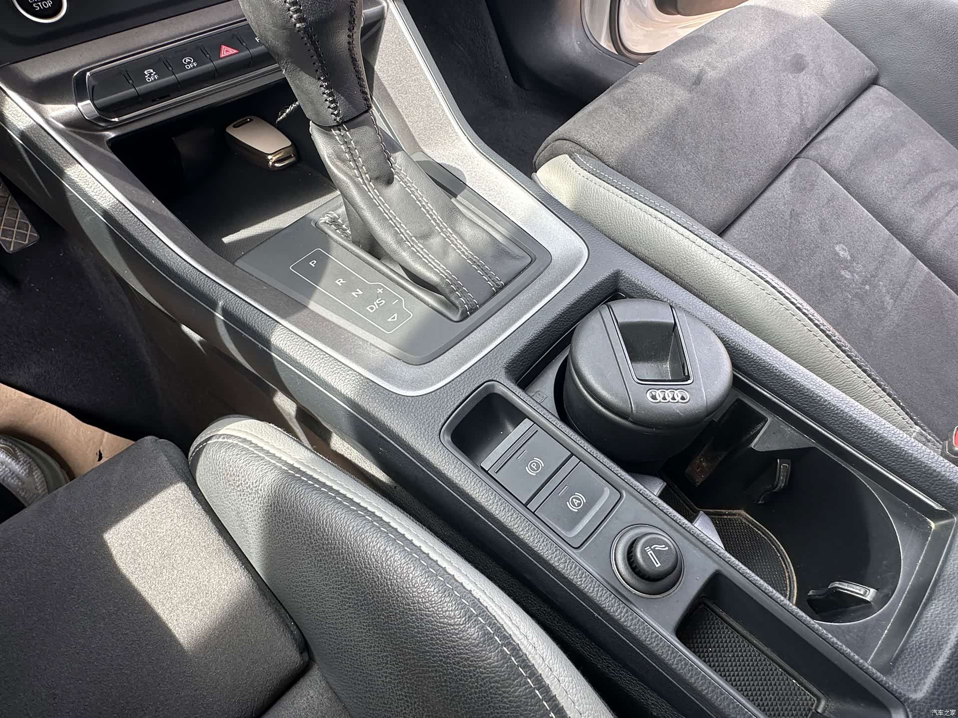 Audi Q3, 2022 16